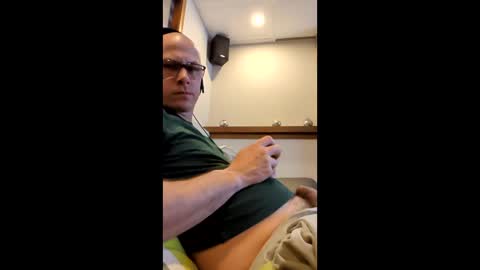 phil965 online show from April 26, 1:03 am