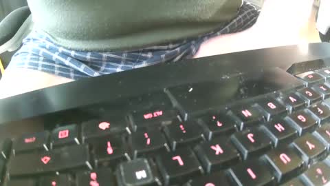 Snapshot of philache04 chatting on January 8, 12:58 pm Gabu online show from January 8, 12:58 pm