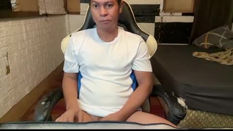 Snapshot of philcummx chatting on June 28, 8:48 pm PHIL online show from June 28, 8:48 pm