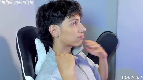 Phil.   INDEPENDENT MODEL online show from February 14, 4:15 am