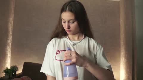 Bella online show from January 10, 10:15 pm