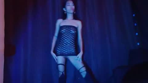 Snapshot of philippinas_white_man chatting on September 30, 9:25 am Online at weekends Friday to Sunday online show from September 30, 9:25 am