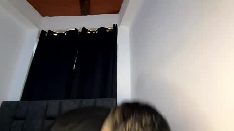Snapshot of phillip_brownn chatting on October 19, 2:07 pm PHILLIP online show from October 19, 2:07 pm