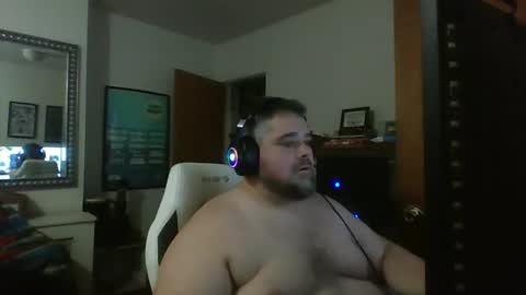 Snapshot of phillybear83 chatting on October 19, 8:48 am phillybear83 online show from October 19, 8:48 am