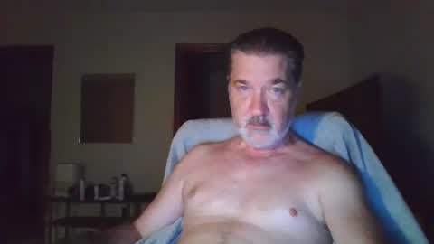 Snapshot of phillyslave21 chatting on October 14, 9:43 am slave online show from October 14, 9:43 am