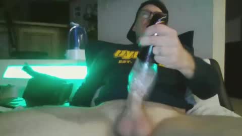 Snapshot of philuup225694 chatting on January 27, 5:25 am philuup225694 online show from January 27, 5:25 am