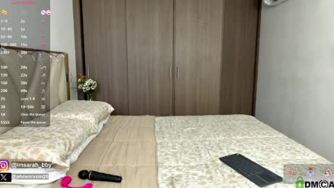 Snapshot of phoenixxx69_ chatting on April 5, 5:54 pm Sarah y Maximo online show from April 5, 5:54 pm