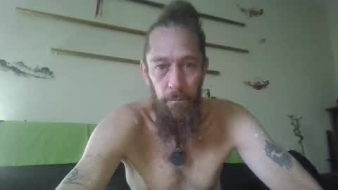 Snapshot of phorceofzen chatting on June 6, 12:32 pm phorceofzen online show from June 6, 12:32 pm