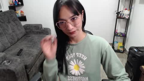 Snapshot of pia_horny chatting on September 8, 10:20 pm Pia  online show from September 8, 10:20 pm