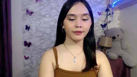 Ms Pia online show from April 20, 5:59 pm