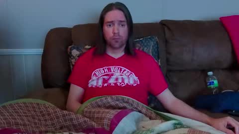 Snapshot of pianoman423 chatting on February 9, 9:39 pm Jay online show from February 9, 9:39 pm