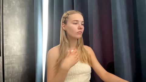 Kristie online show from July 17, 7:26 am