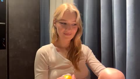 Kristie online show from July 23, 11:02 pm