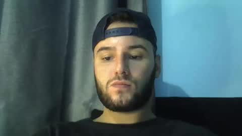 Snapshot of piazaocwbbb chatting on January 10, 2:46 am piazaocwbbb online show from January 10, 2:46 am