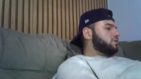 Snapshot of piazaocwbbb chatting on January 17, 1:54 am piazaocwbbb online show from January 17, 1:54 am