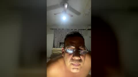 picadoce1975 online show from March 31, 6:47 am