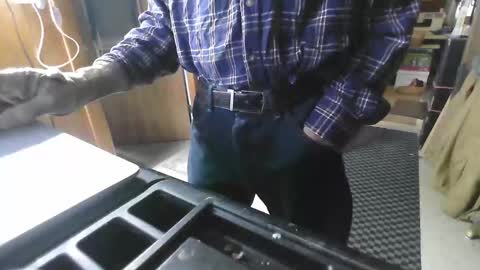 Snapshot of pickle996 chatting on November 16, 2:22 pm pickle996 online show from November 16, 2:22 pm