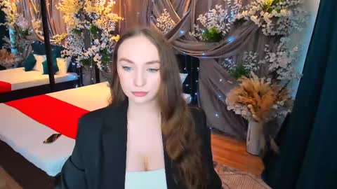 Snapshot of pieceofinspiration chatting on February 9, 10:20 am Emelie online show from February 9, 10:20 am