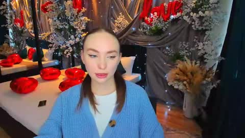 Snapshot of pieceofinspiration chatting on February 16, 10:21 am Emelie online show from February 16, 10:21 am