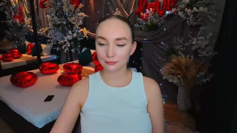 Snapshot of pieceofinspiration chatting on February 16, 4:32 pm Emelie online show from February 16, 4:32 pm