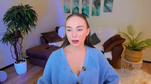 Snapshot of pieceofinspiration chatting on February 27, 7:26 pm Emelie online show from February 27, 7:26 pm