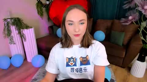 Snapshot of pieceofinspiration chatting on September 9, 7:57 pm Emelie online show from September 9, 7:57 pm