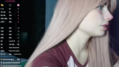 Snapshot of piera_ chatting on November 23, 7:57 pm Piera online show from November 23, 7:57 pm