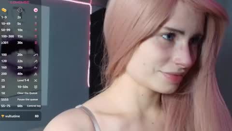 Snapshot of piera_ chatting on December 13, 8:14 pm Piera online show from December 13, 8:14 pm