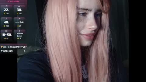 Snapshot of piera_ chatting on April 23, 8:11 pm Piera online show from April 23, 8:11 pm