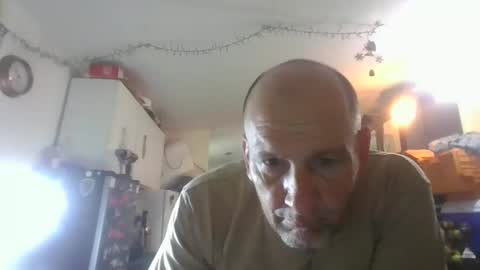 pierce702420 online show from April 2, 5:21 pm