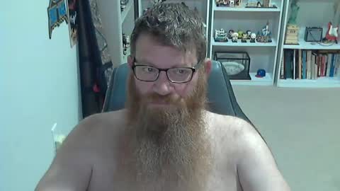 Snapshot of pierced2878 chatting on June 13, 2:31 am pierced2878 online show from June 13, 2:31 am