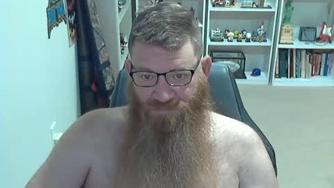 Snapshot of pierced2878 chatting on June 21, 1:35 pm pierced2878 online show from June 21, 1:35 pm