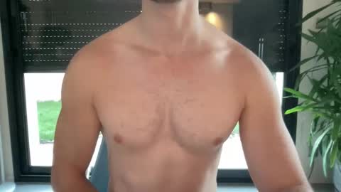 pierre81000 online show from November 18, 7:02 am