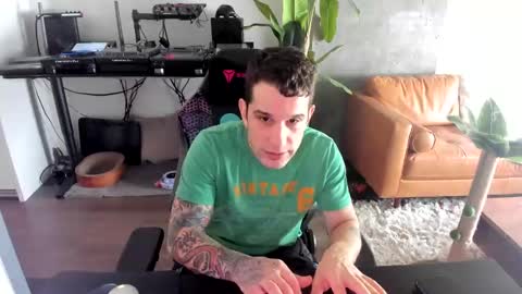 Snapshot of pierrefitch chatting on February 24, 5:20 pm Pierre Fitch online show from February 24, 5:20 pm