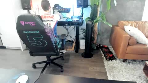 Snapshot of pierrefitch chatting on March 1, 10:53 pm Pierre Fitch online show from March 1, 10:53 pm