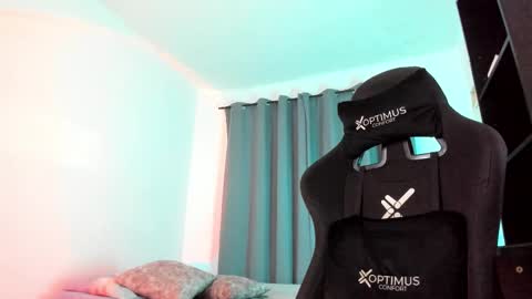 Pierre online show from March 25, 12:16 am