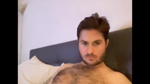 Snapshot of pierrot462900 chatting on March 10, 6:56 pm pierrot462900 online show from March 10, 6:56 pm