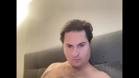 Snapshot of pierrot462900 chatting on October 28, 3:21 am pierrot462900 online show from October 28, 3:21 am