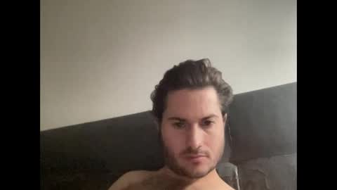 Snapshot of pierrot462900 chatting on November 10, 1:48 am pierrot462900 online show from November 10, 1:48 am