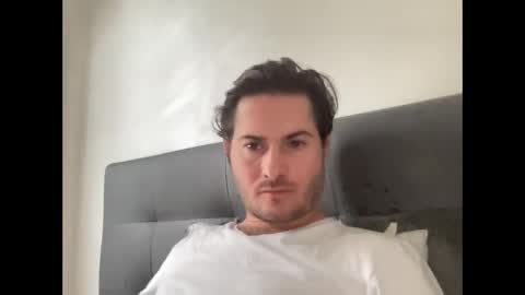 Snapshot of pierrot462900 chatting on November 19, 11:10 am pierrot462900 online show from November 19, 11:10 am