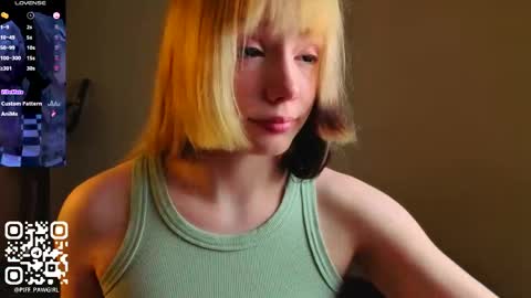 Snapshot of piff_pawgirl chatting on May 19, 2:18 am Mia or ur fav booty P online show from May 19, 2:18 am