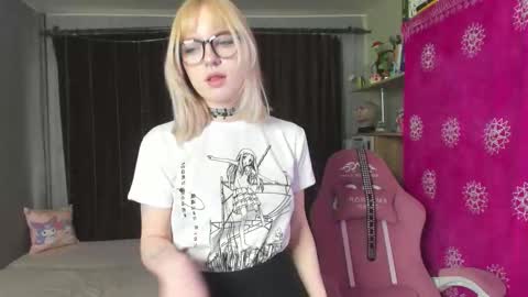 piginnya online show from September 16, 11:55 am