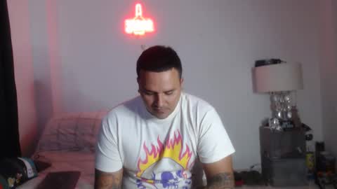 Snapshot of pikoro_gomez chatting on January 8, 3:51 am pikoro_gomez online show from January 8, 3:51 am