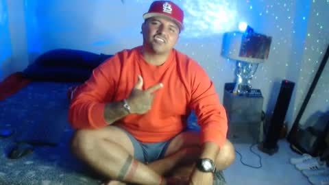 Snapshot of pikoro_gomez chatting on February 13, 11:47 pm pikoro_gomez online show from February 13, 11:47 pm