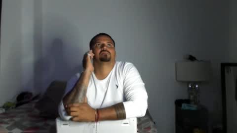 Snapshot of pikoro_gomez chatting on October 10, 11:48 pm pikoro_gomez online show from October 10, 11:48 pm