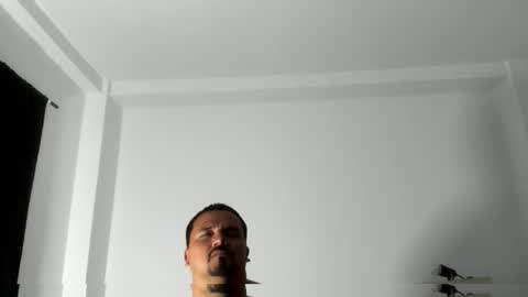 Snapshot of pikoro_gomez chatting on October 15, 1:50 am pikoro_gomez online show from October 15, 1:50 am