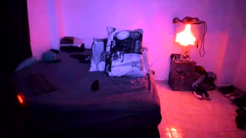 pikoro_gomez online show from June 26, 11:42 pm