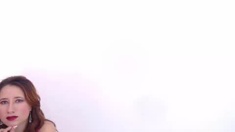 Snapshot of pilararias chatting on December 3, 12:47 pm Pilar online show from December 3, 12:47 pm