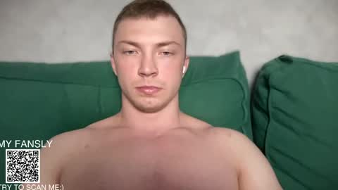 Snapshot of pimple_gang chatting on June 4, 7:58 am Sasha online show from June 4, 7:58 am