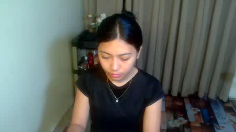 Snapshot of pinay_aangel chatting on May 10, 11:10 pm pinay_aangel online show from May 10, 11:10 pm